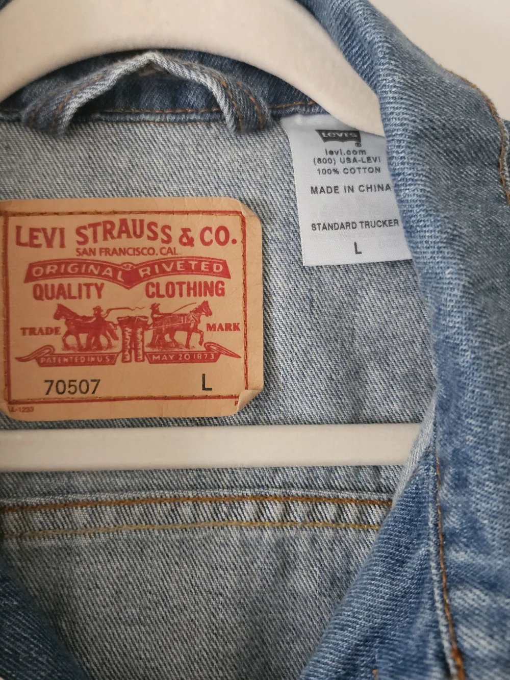 Levi's Men's L Blue Trucker Jacket Button Front Pockets Chest 46 70507
